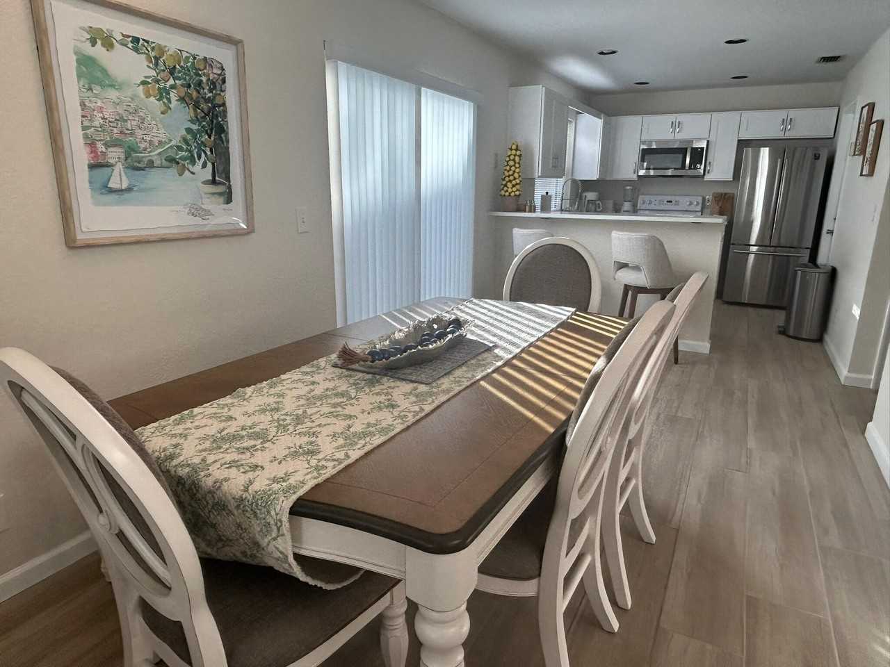 1140 Staghorn St - Photo 7 of 35