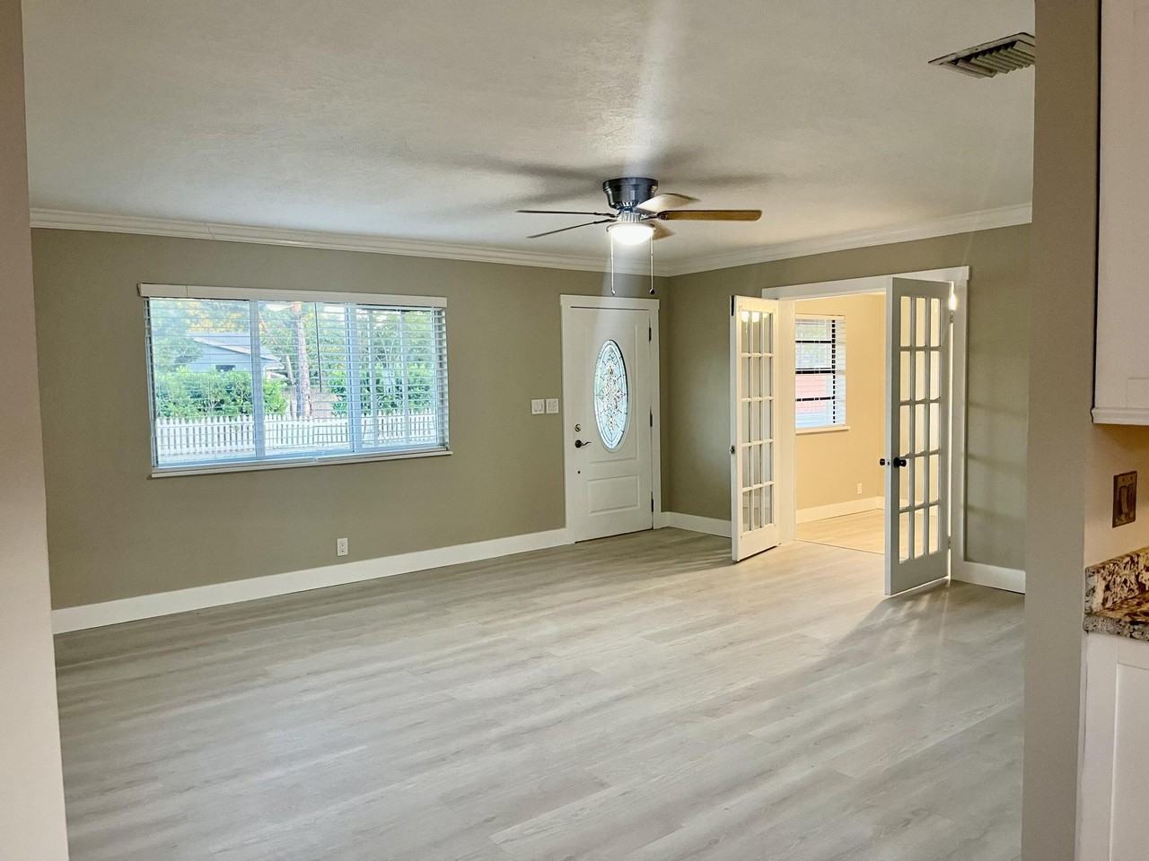 1520 N 25th Ave - Photo 6 of 26