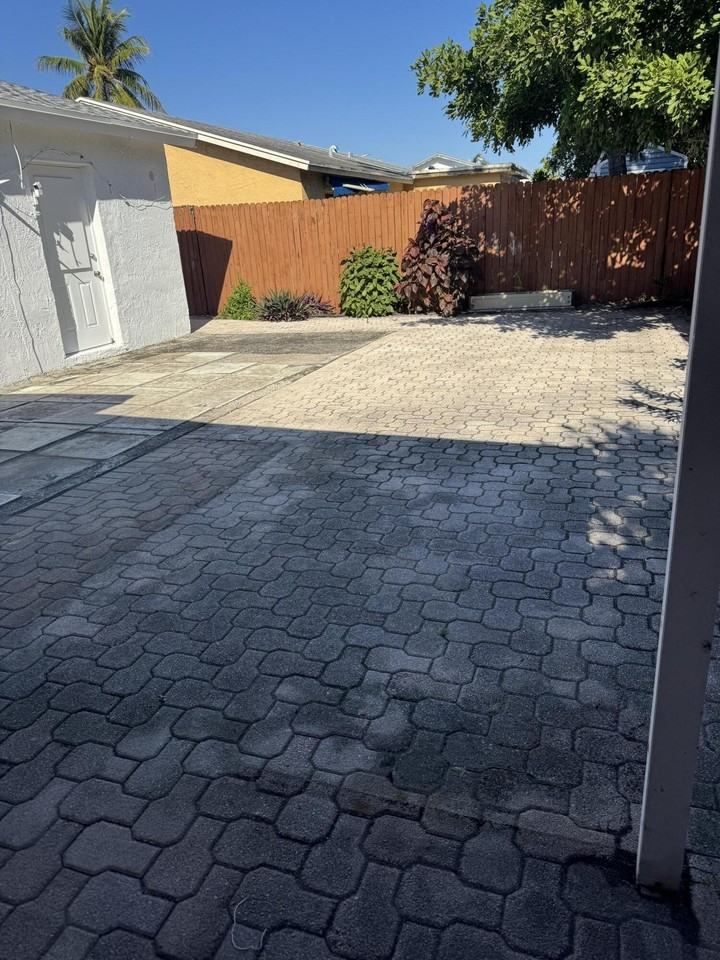 4916 Pimlico Ct - Photo 7 of 9