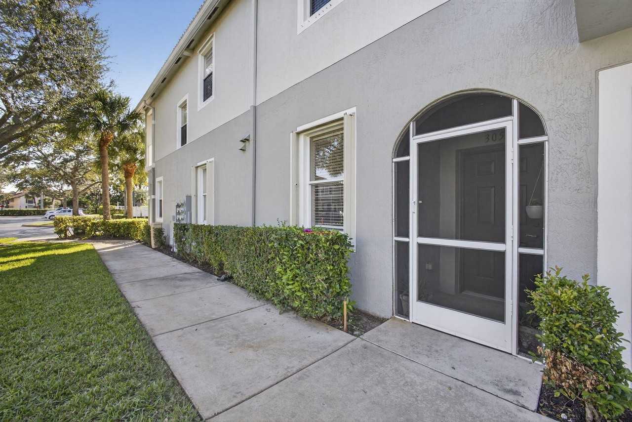 3055 Grandiflora Dr - Photo 5 of 35