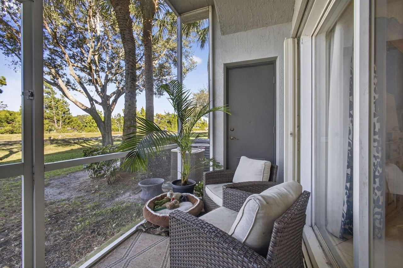 3055 Grandiflora Dr - Photo 7 of 35