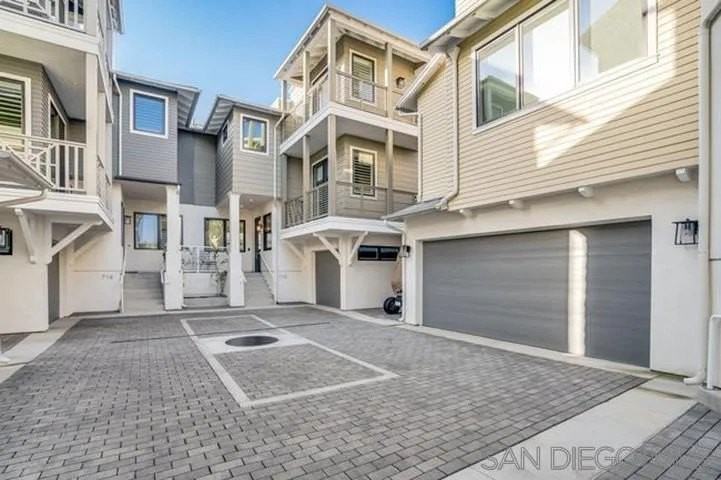 710 E Ave - Photo 2 of 50