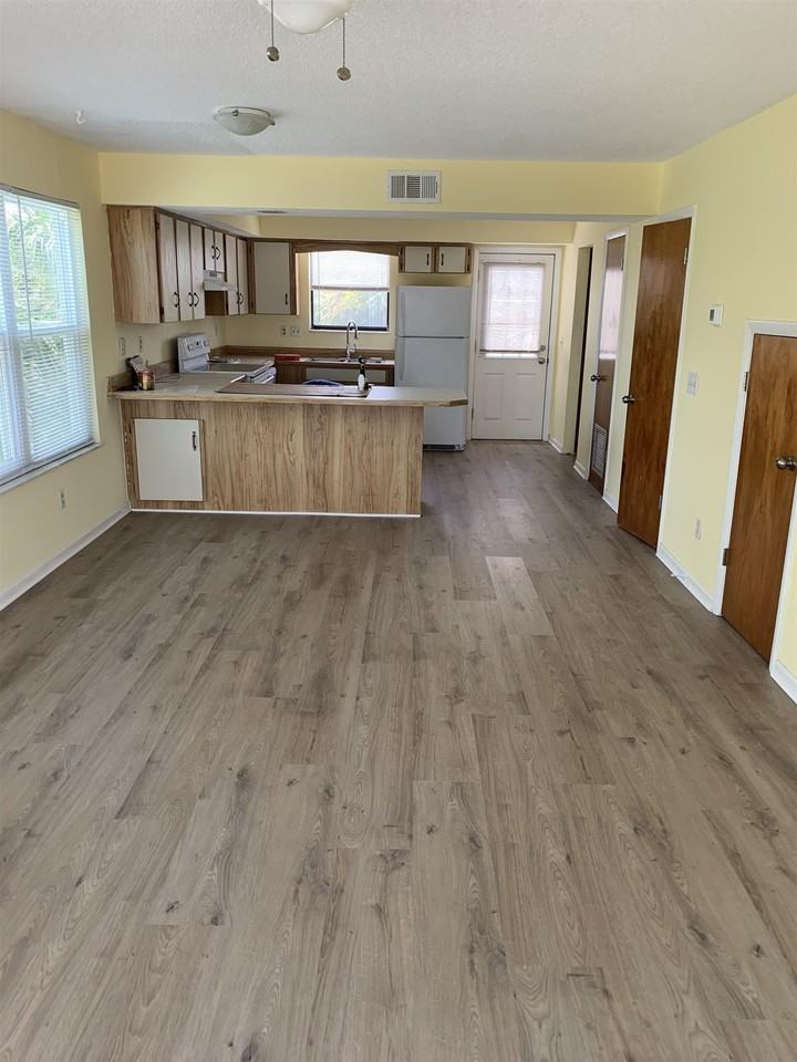 3119 Coastal Hwy Apt A - Photo 4 of 16