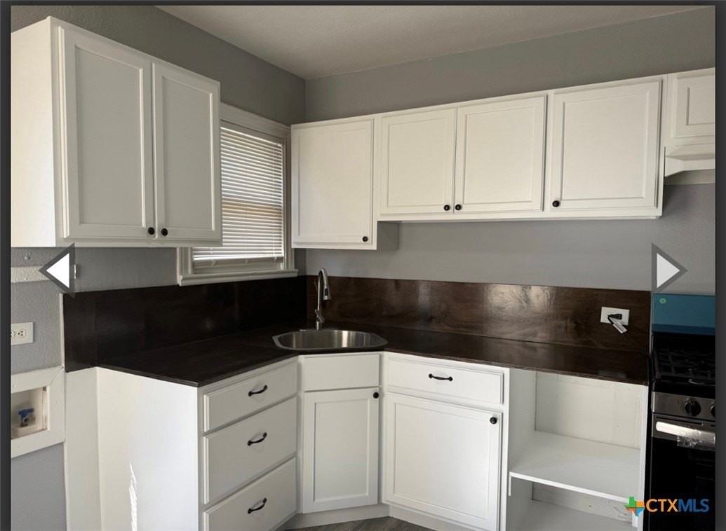 1003 E Sabine St - Photo 3 of 8