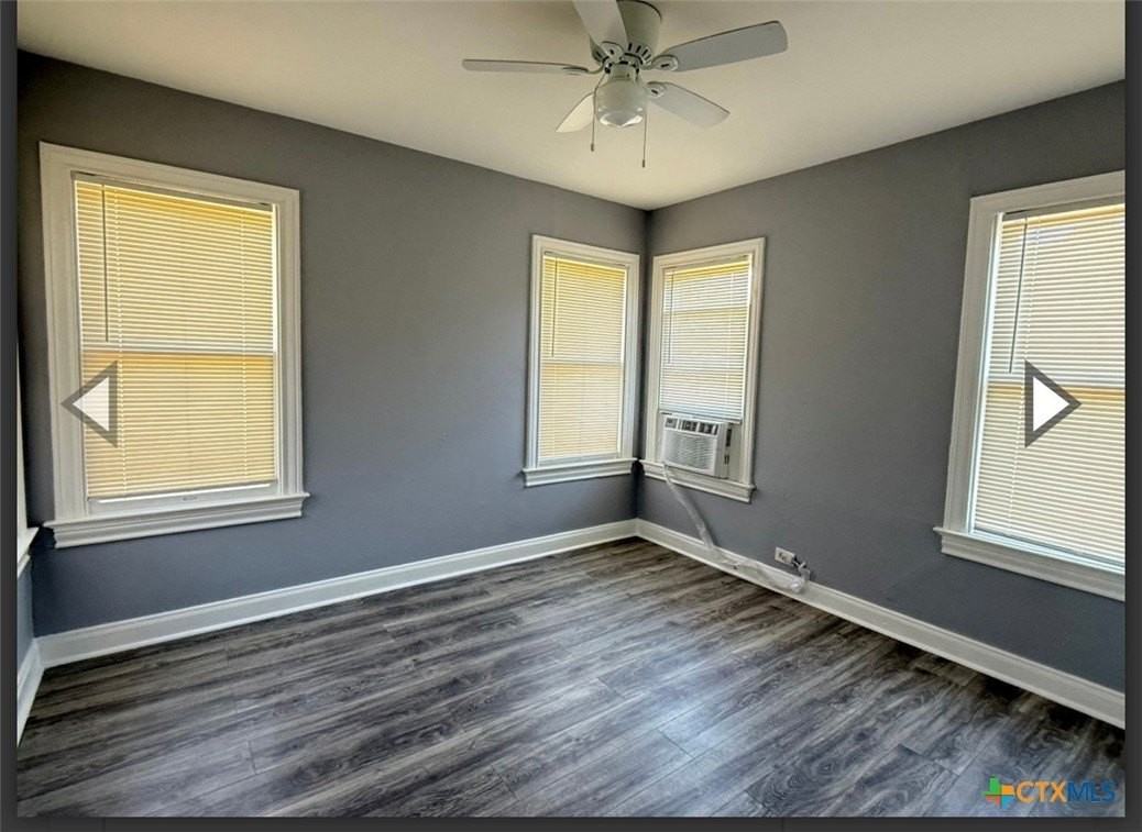 1003 E Sabine St - Photo 5 of 8