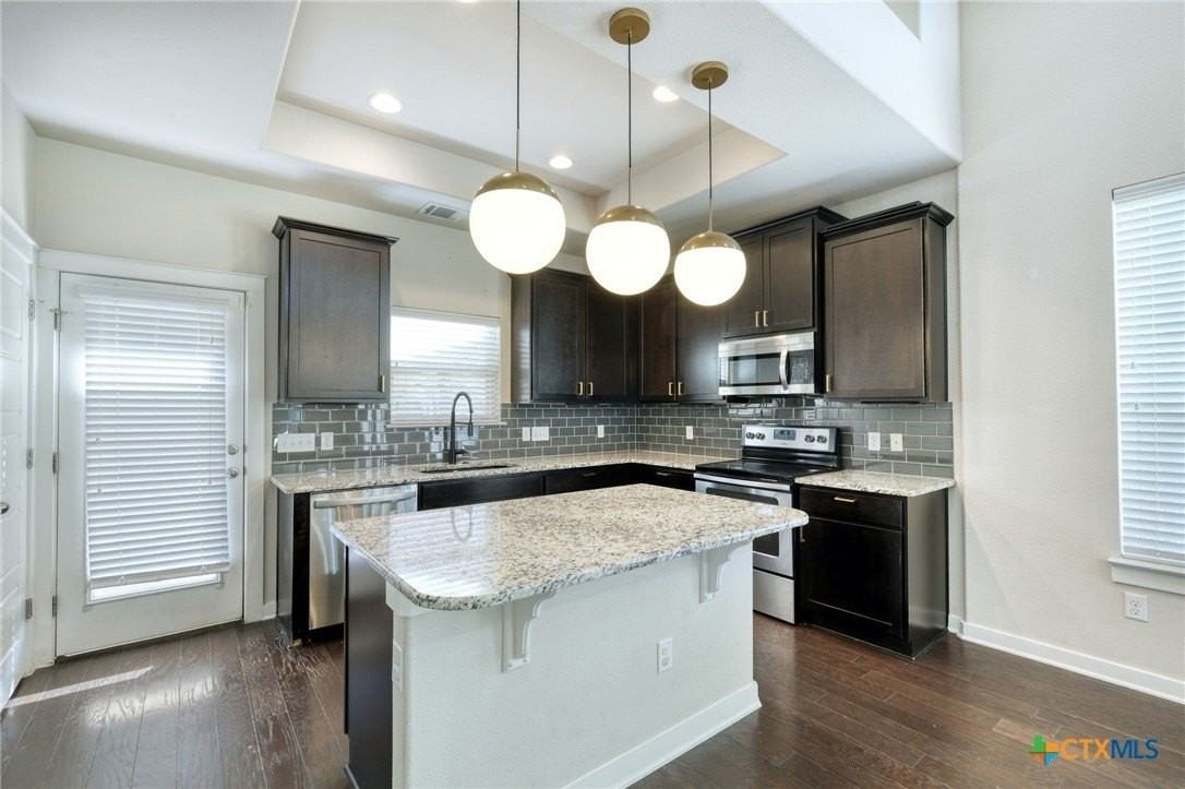 16009 Mcaloon Way - Photo 3 of 15