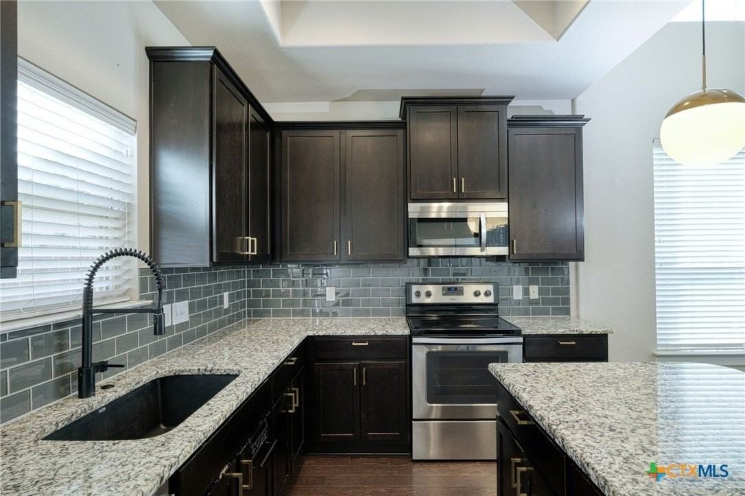 16009 Mcaloon Way - Photo 4 of 15