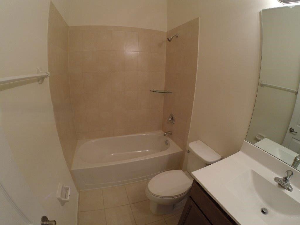 9332 W 33rd Ln - Photo 4 of 8