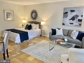 2710 Macomb St Nw Apt 303 #303 - Photo 2 of 19