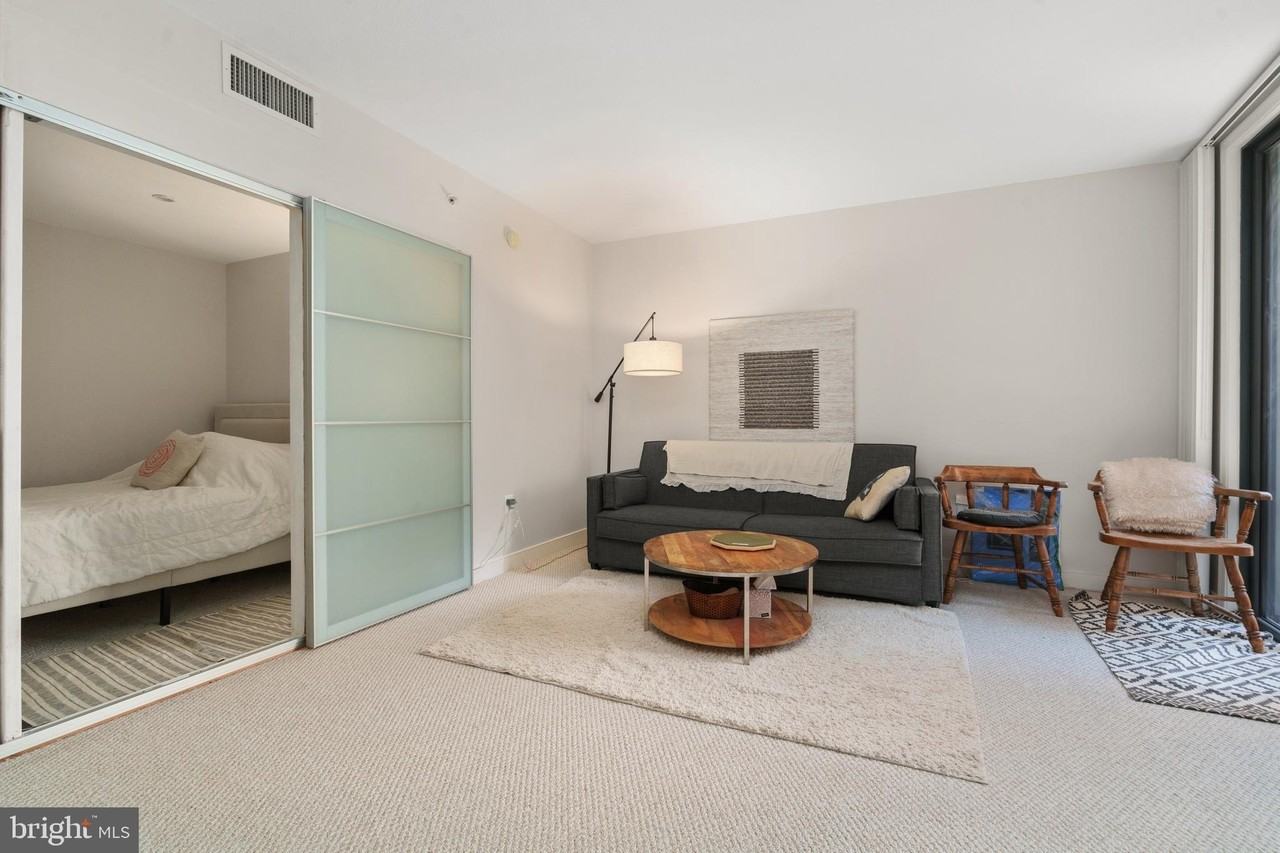 616 E St Nw Apt 304 #304 - Photo 7 of 50