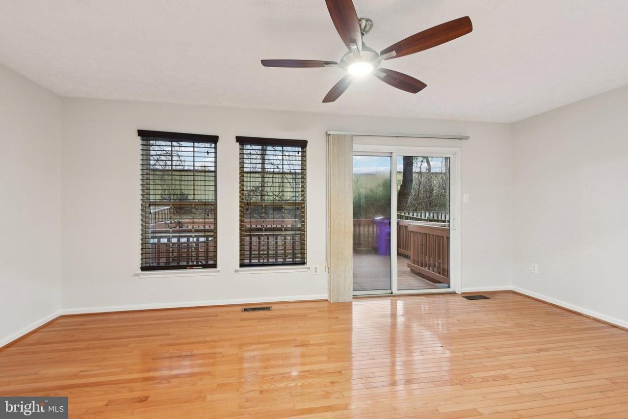 8889 Papillon Dr - Photo 6 of 40