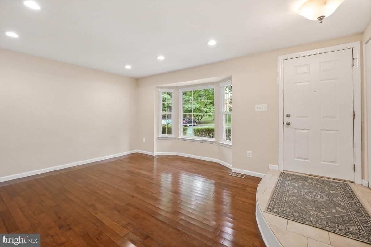 4615 Gemstone Ter - Photo 5 of 45