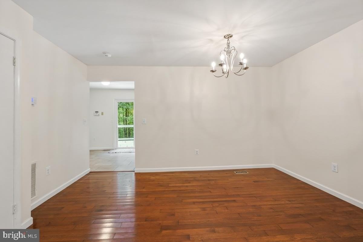 4615 Gemstone Ter - Photo 7 of 45