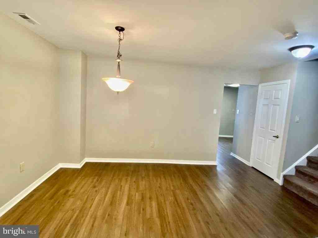 25 Sequoia Dr - Photo 5 of 24