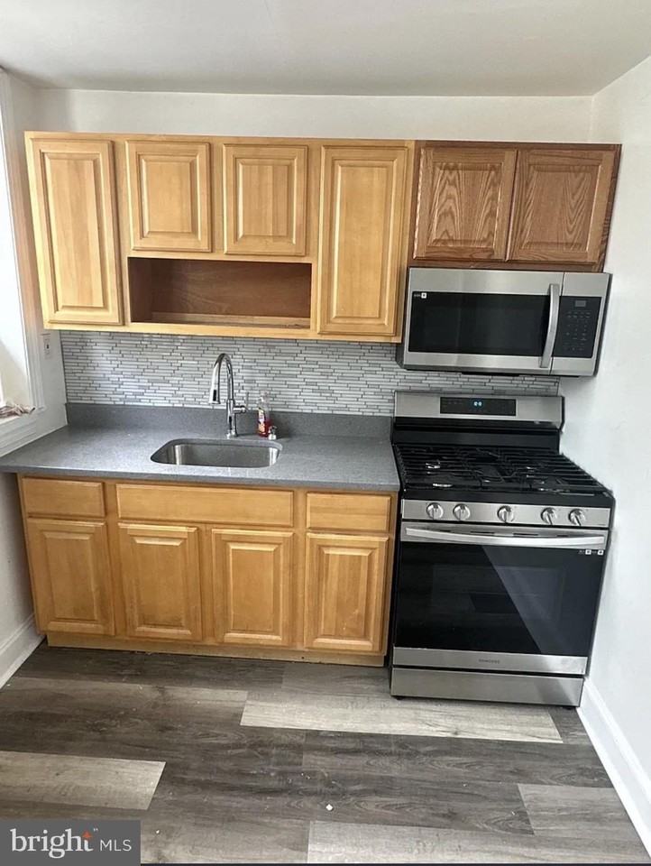 2663 Webb St - Photo 5 of 13