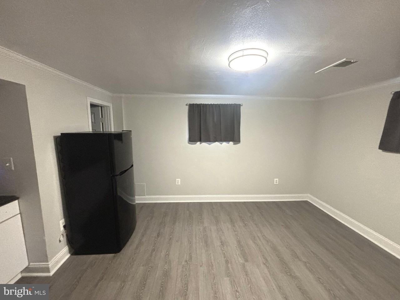 3909 Washington Blvd Apt B #B - Photo 6 of 11