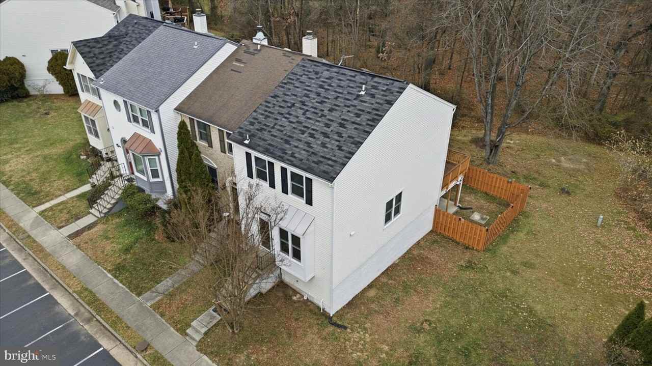 5927 Wild Brook Ct - Photo 7 of 48