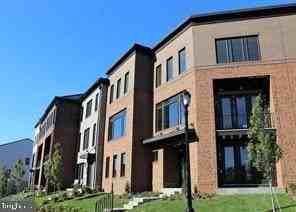 23017 Sullivans Cove Sq - Photo 3 of 23