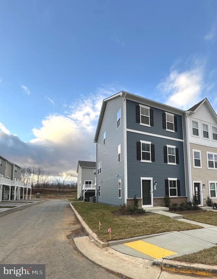 27 Rolling Branch Dr - Photo 2 of 36