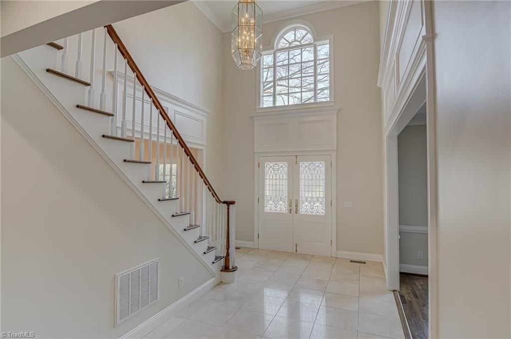 2003 Brassfield Rd - Photo 4 of 35