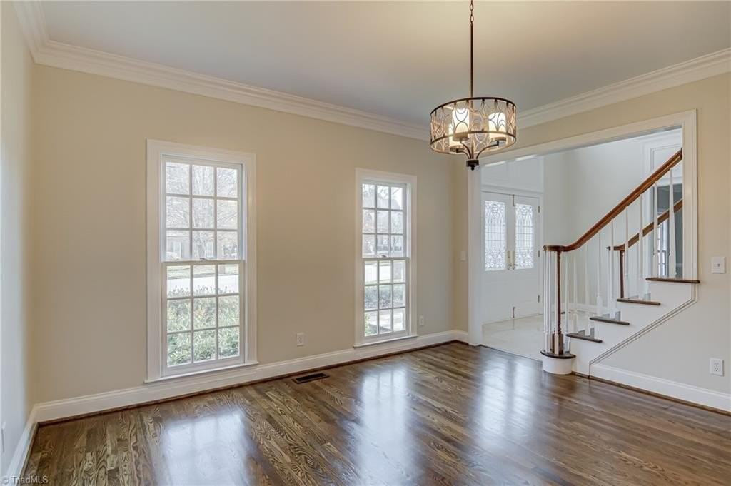 2003 Brassfield Rd - Photo 5 of 35