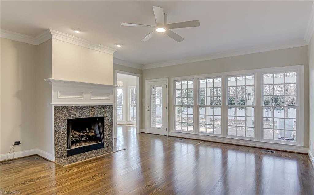 2003 Brassfield Rd - Photo 6 of 35