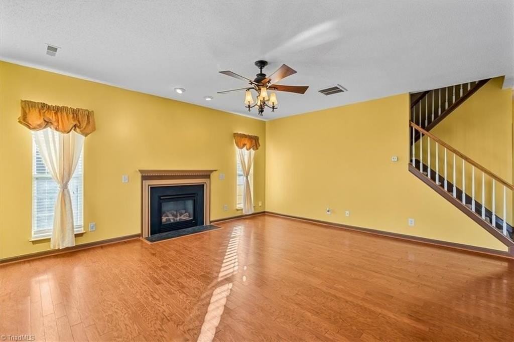 4623 Village Square Ct - Photo 6 of 35