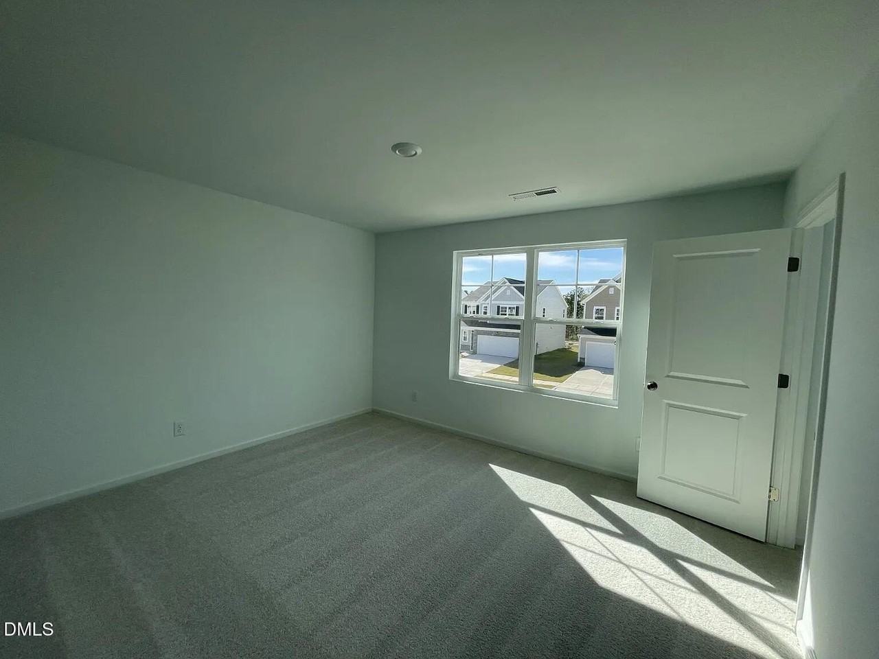 160 N Finley Landing Pkwy - Photo 4 of 20