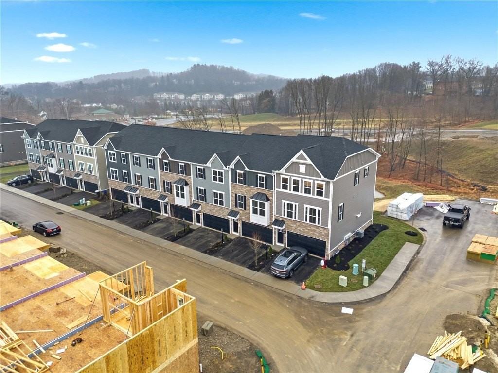 343 Telluride Ln - Photo 3 of 34