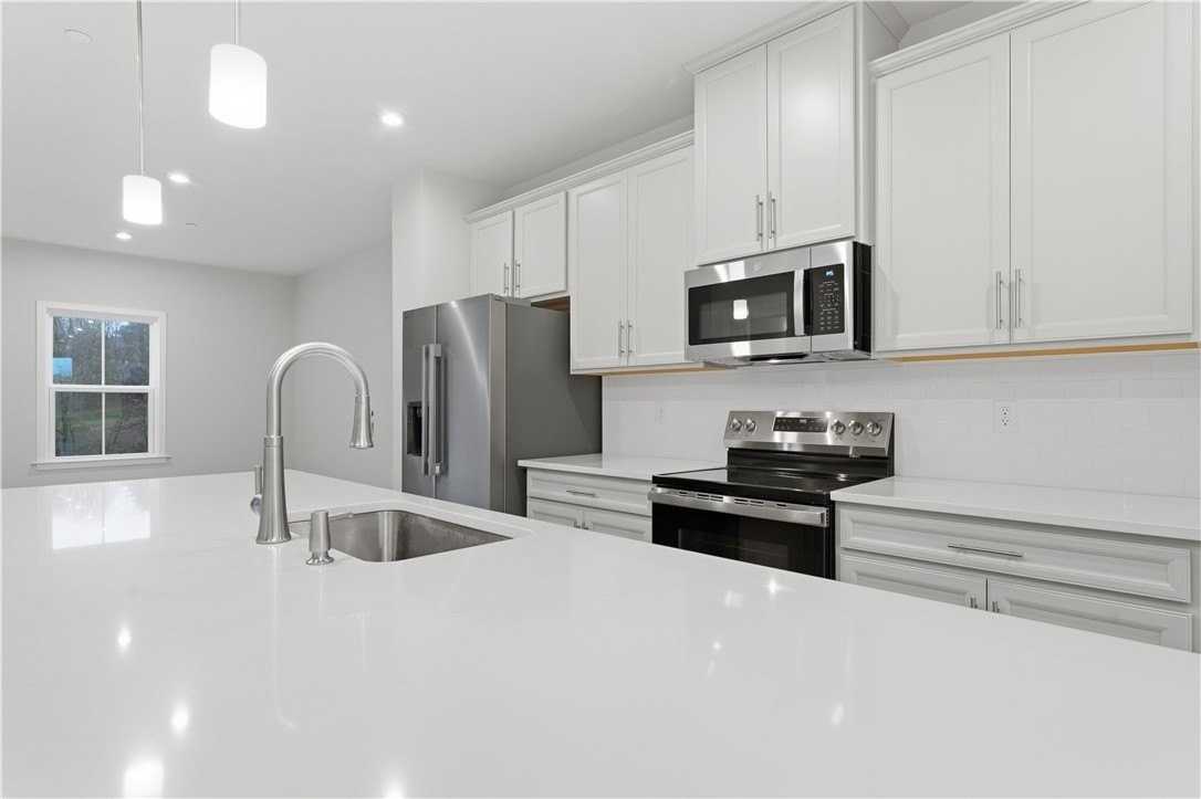 343 Telluride Ln - Photo 6 of 34