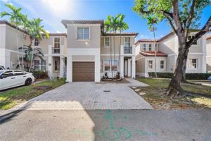 featured image of 8354 Nw 142nd St