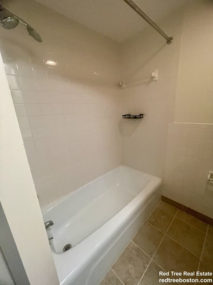 385 Massachusetts Ave #34 - Photo 6 of 15