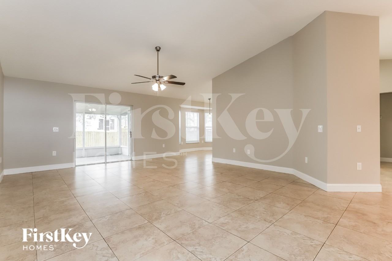 7938 Charleston Blvd - Photo 4 of 16