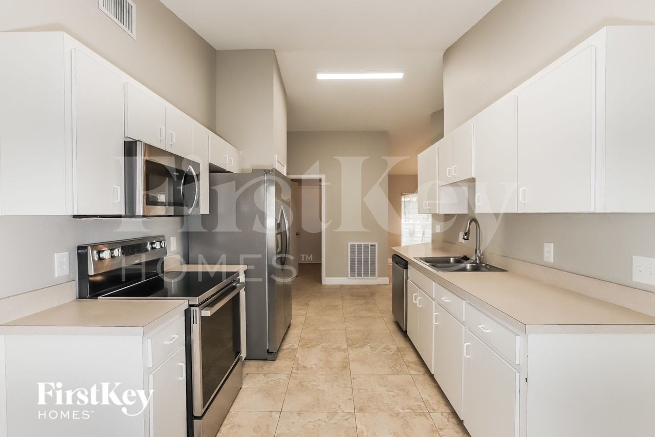 7938 Charleston Blvd - Photo 7 of 16