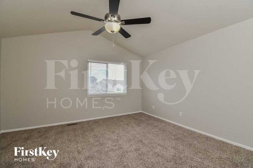 5823 Mesa Mountain Way - Photo 7 of 15