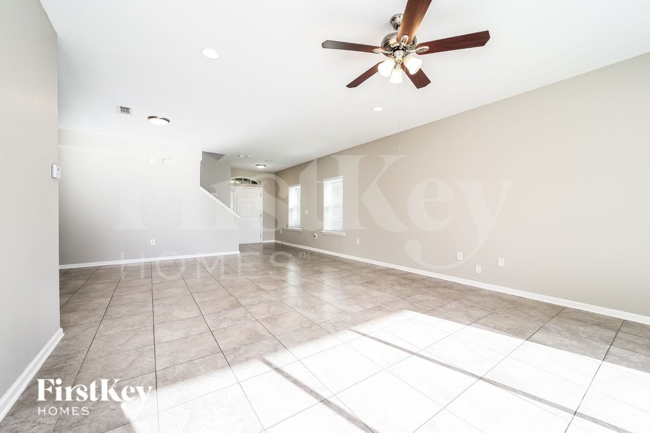 15402 Turkoman Cir - Photo 3 of 16