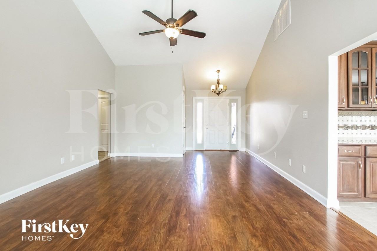 6775 Anna Ct - Photo 3 of 15