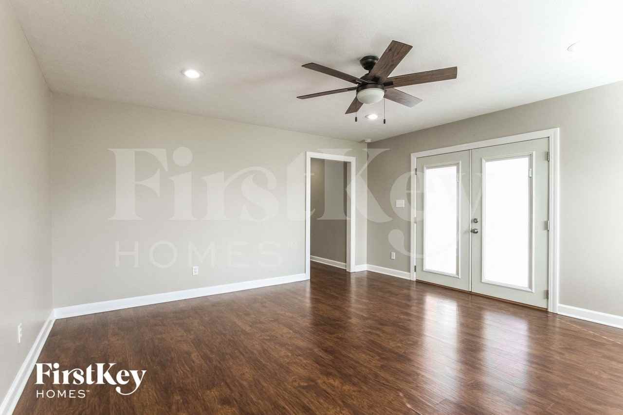 6775 Anna Ct - Photo 7 of 15