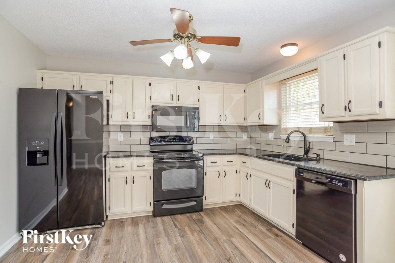 219 Nw 111th Ter - Photo 7 of 15