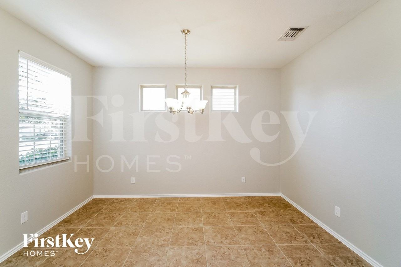 10443 Bulwark Peak - Photo 5 of 15