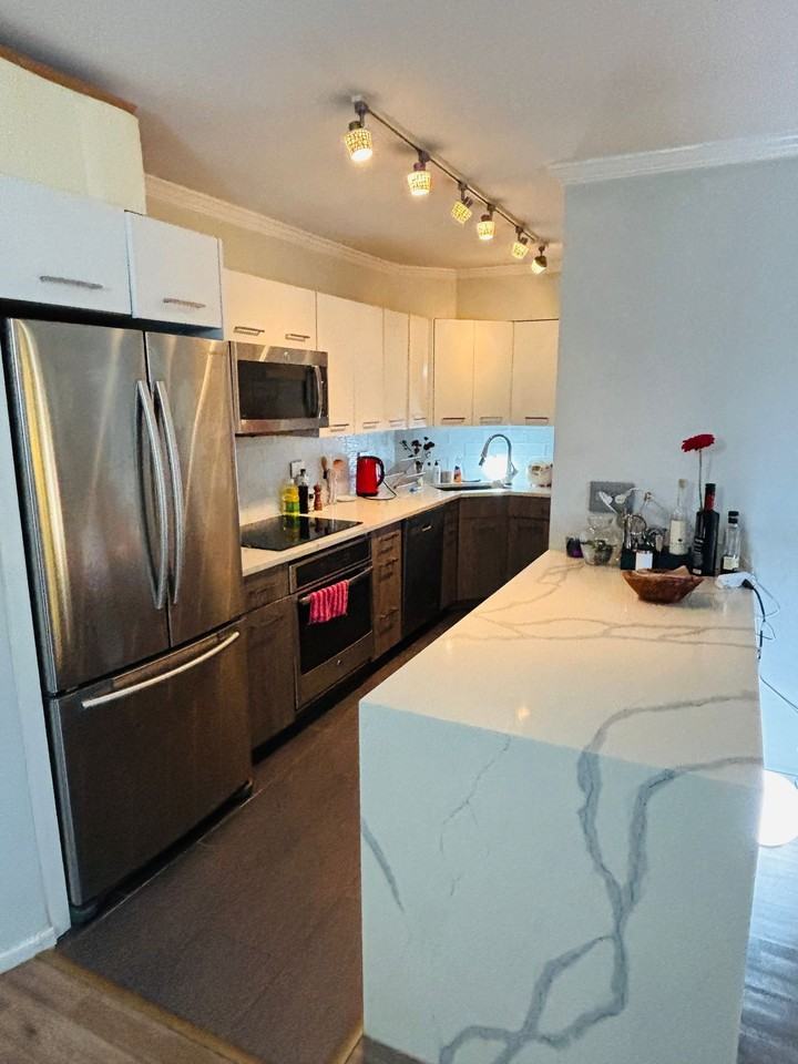 2nd Ave & E 38th St #7F - Photo 6 of 14