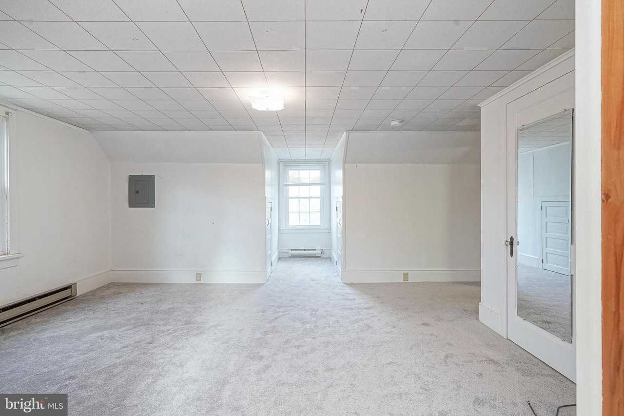 172B Stewart Rd - Photo 5 of 22