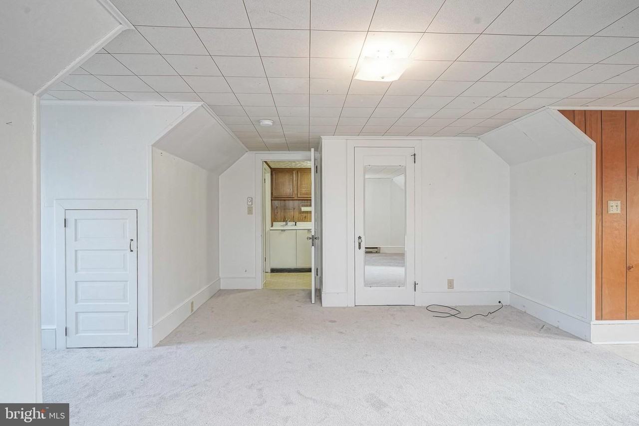 172B Stewart Rd - Photo 6 of 22