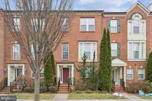 featured image of 8915 Amelung St