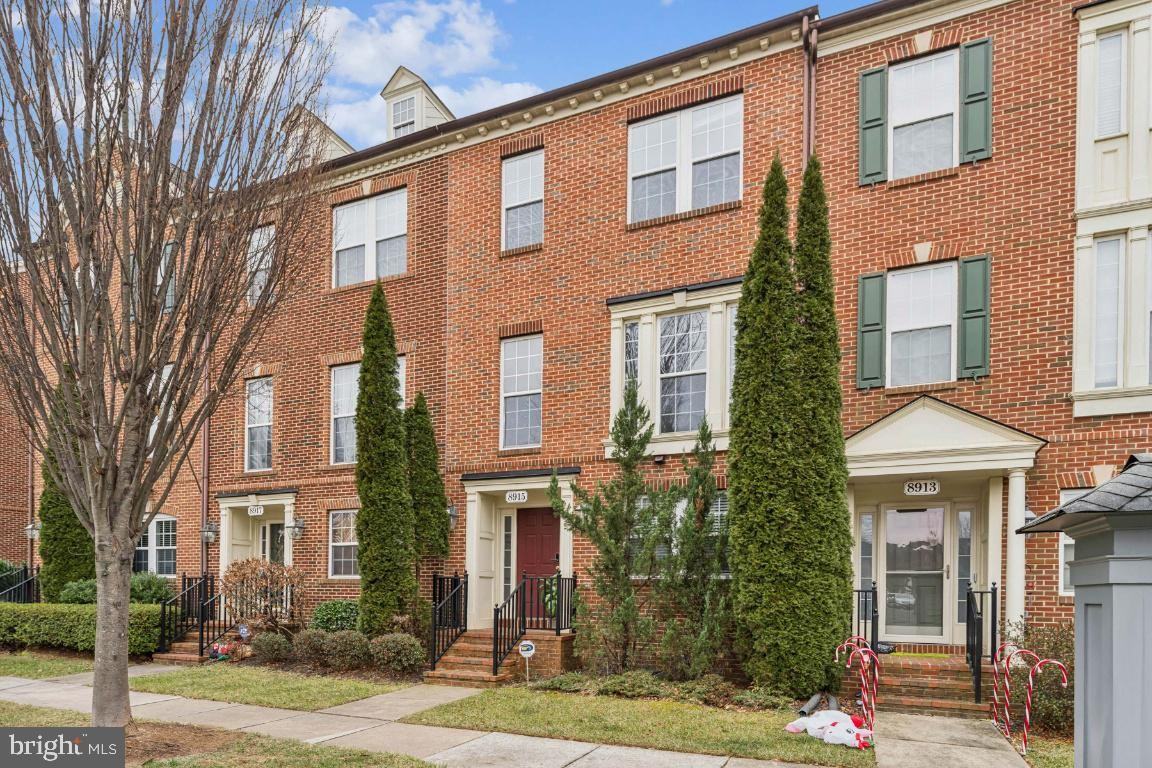 8915 Amelung St - Photo 2 of 25