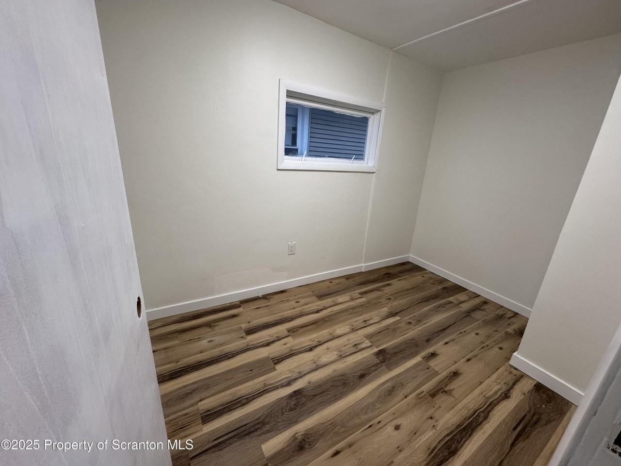 638 Pear St Unit 2 - Photo 4 of 8