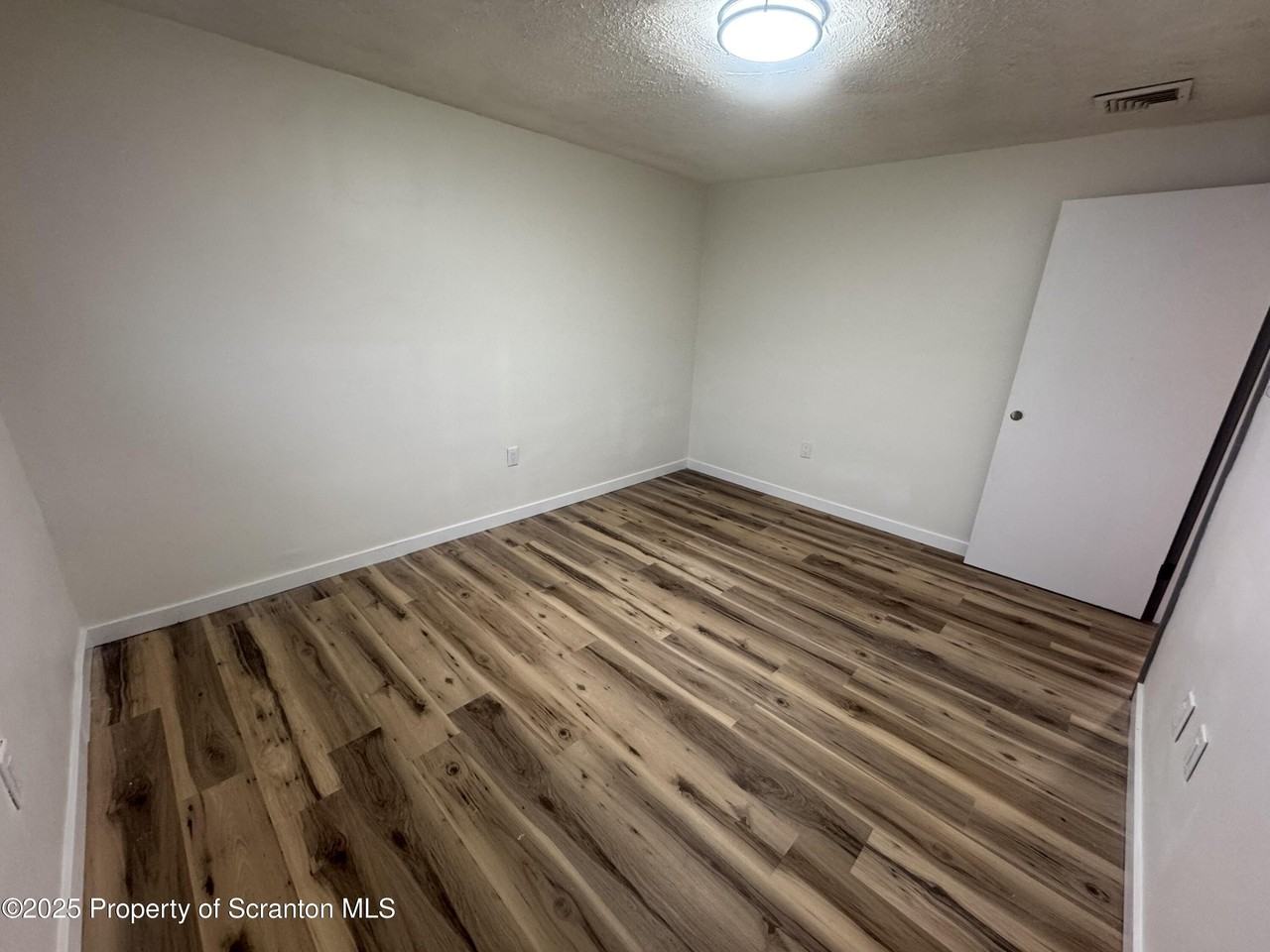 638 Pear St Unit 2 - Photo 7 of 8