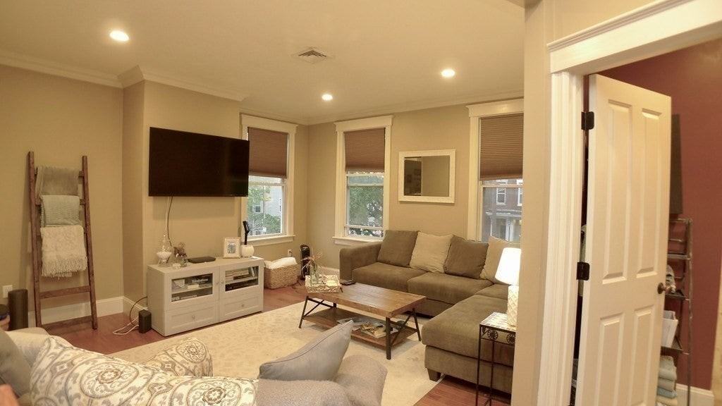 10 Savin Hill Ave