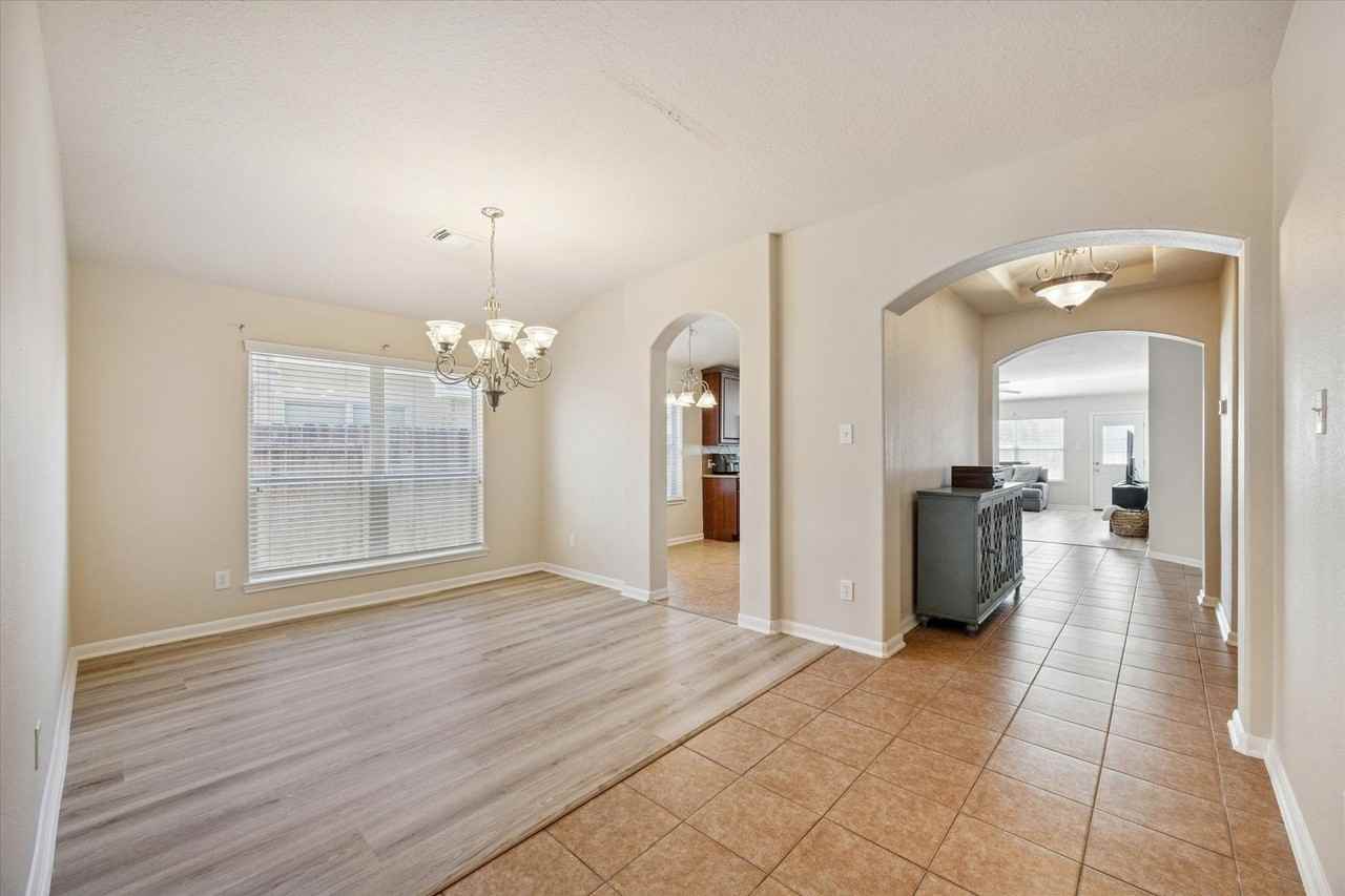 2723 Palermo Ct - Photo 3 of 15