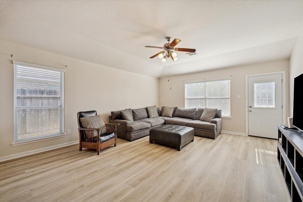 2723 Palermo Ct - Photo 6 of 15